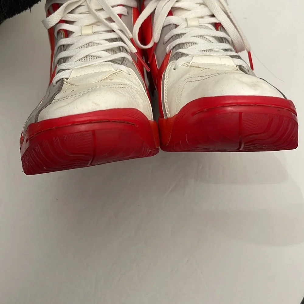 REEBOK KAMIKAZE 2 MID GHOST OF CHRISTMAS PAST WHITE/RED SNEAKERS MENS SIZE 8.5